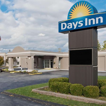 Days Inn by Wyndham Batavia Darien Lake Theme Park Bagian luar foto