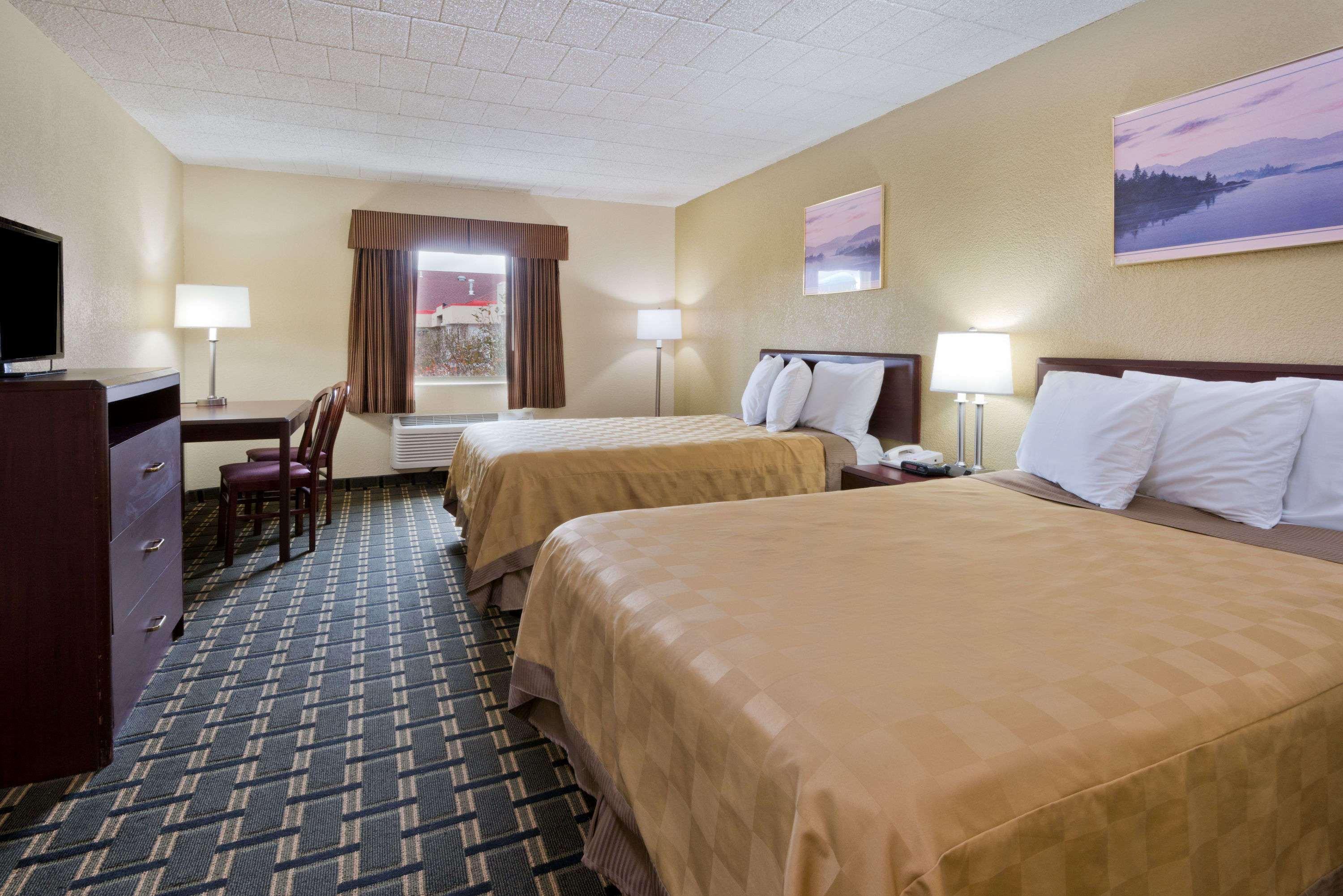 Days Inn by Wyndham Batavia Darien Lake Theme Park Bagian luar foto