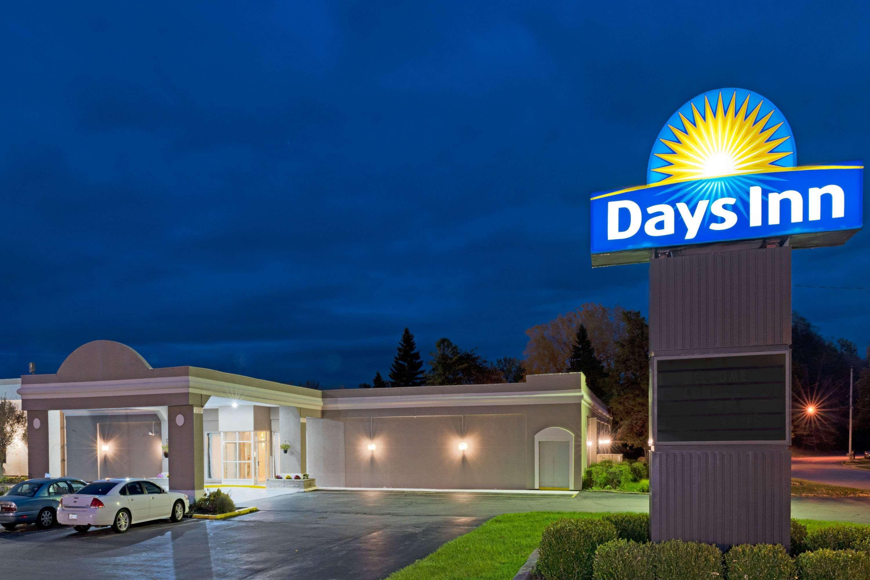 Days Inn by Wyndham Batavia Darien Lake Theme Park Bagian luar foto